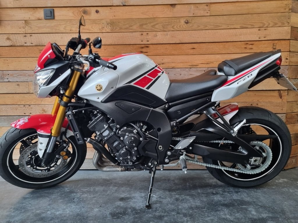 Yamaha FZ8 50-jarig editie, Sportuitlaat, Occasion, 4 cilinders, Particulier