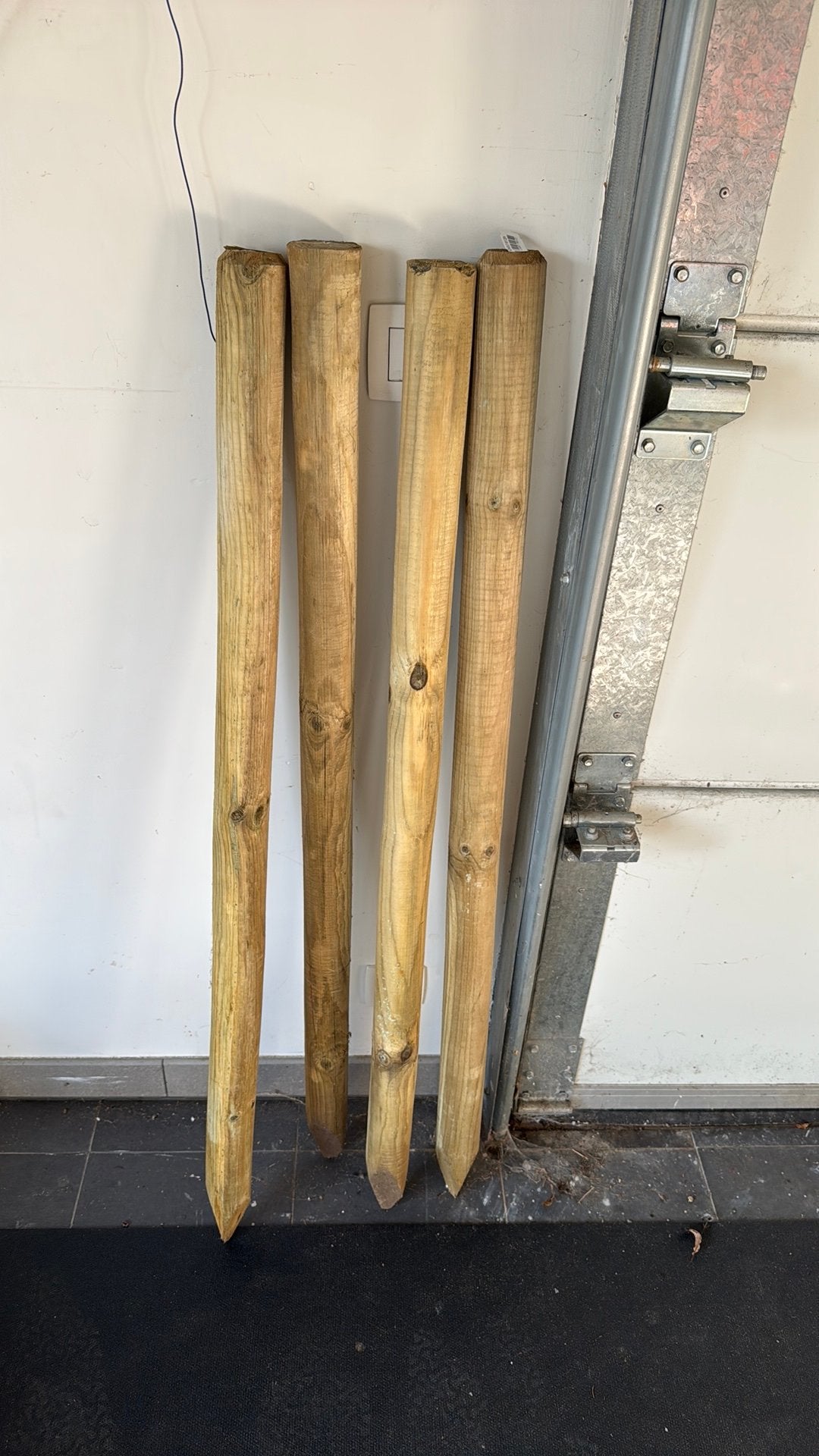 Houten palen 4x, 1m20, Jardin & Terrasse, Enlèvement, Comme neuf, Poteaux