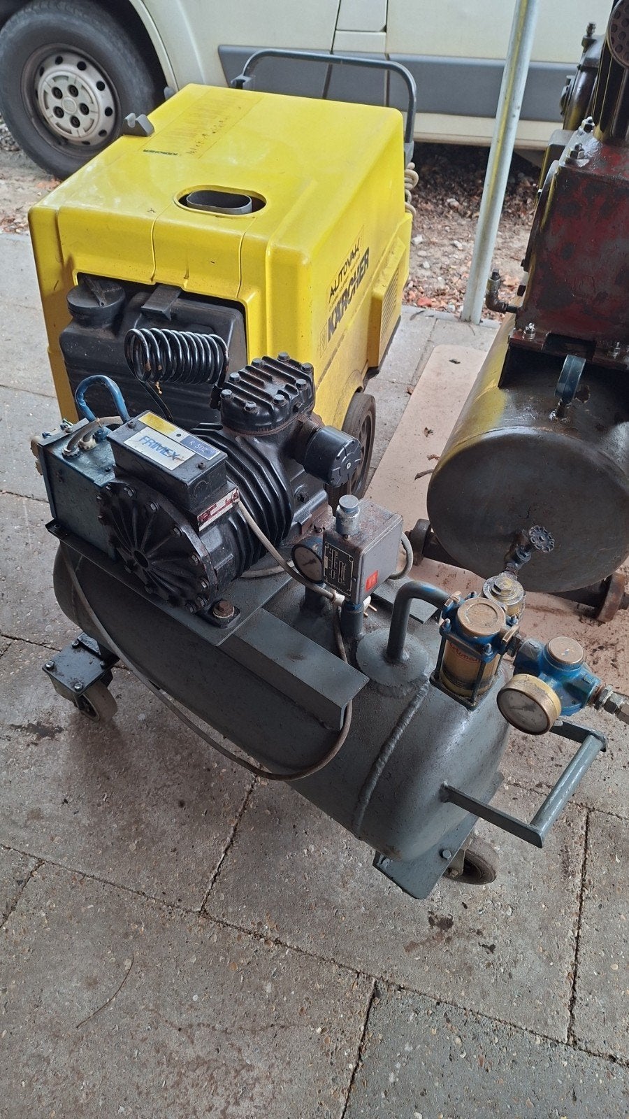 compressor, Ophalen