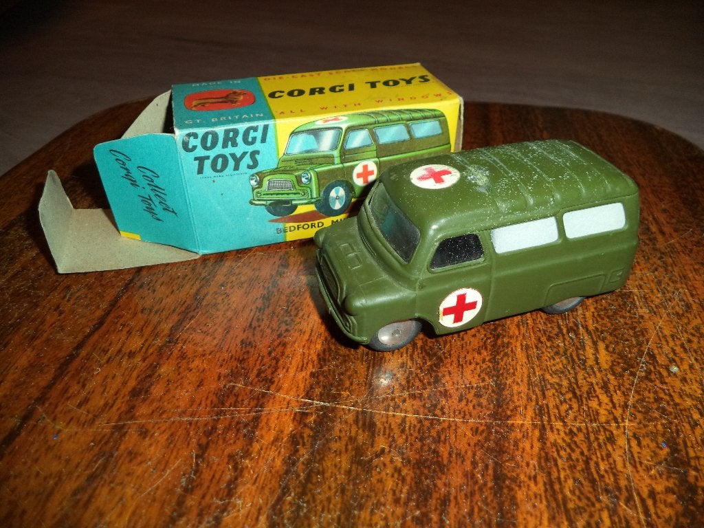 Ambulance Corgi Toys 414 Bedford, Collections, Enlèvement ou Envoi