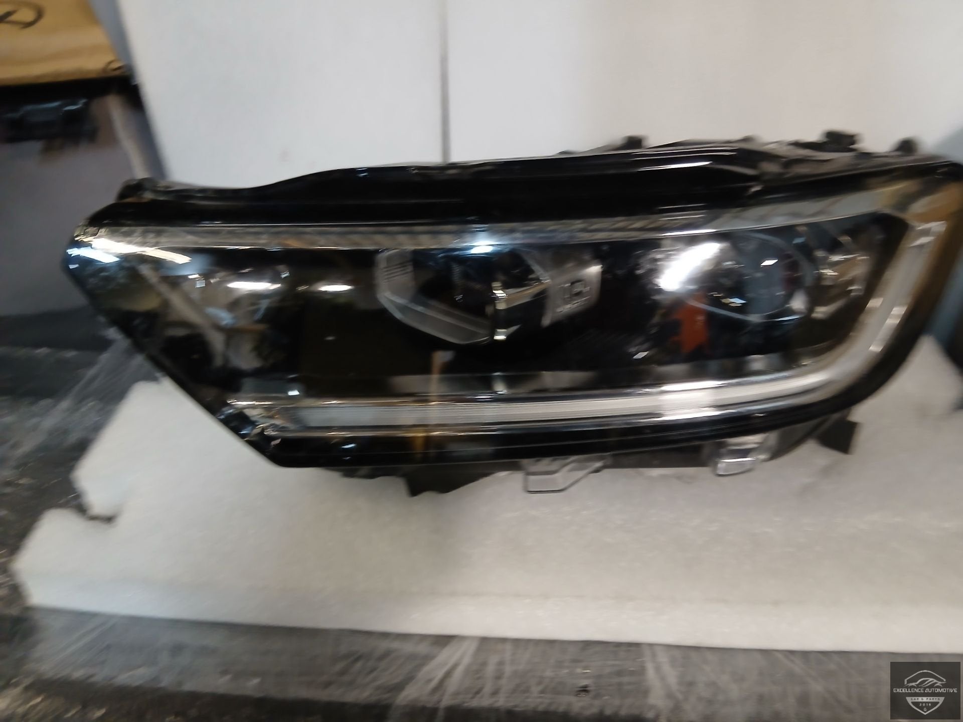 VW T-Roc Facelift 2020+ IQ Light Koplamp Rechts 2GA9410356AH, Volkswagen, Volkswagen AG, Vw@volkswagen.de, Utilisé