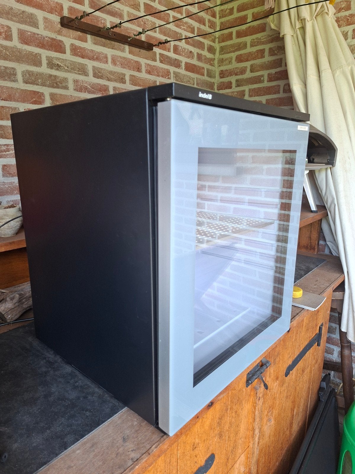 koelkast met glazen deur minibar 60 liter
hotelkoelkast
bar, Elektronische apparatuur, Ophalen
