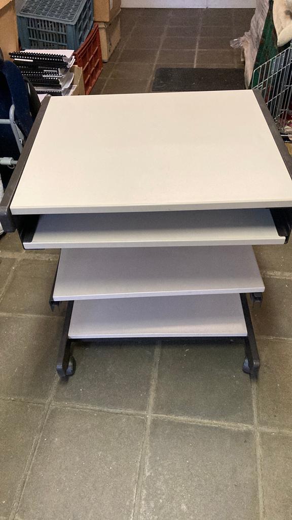 Table Bureau /ordinateur, Maison & Meubles, 70 à 120 cm, Moins de 70 cm, Enlèvement, Utilisé