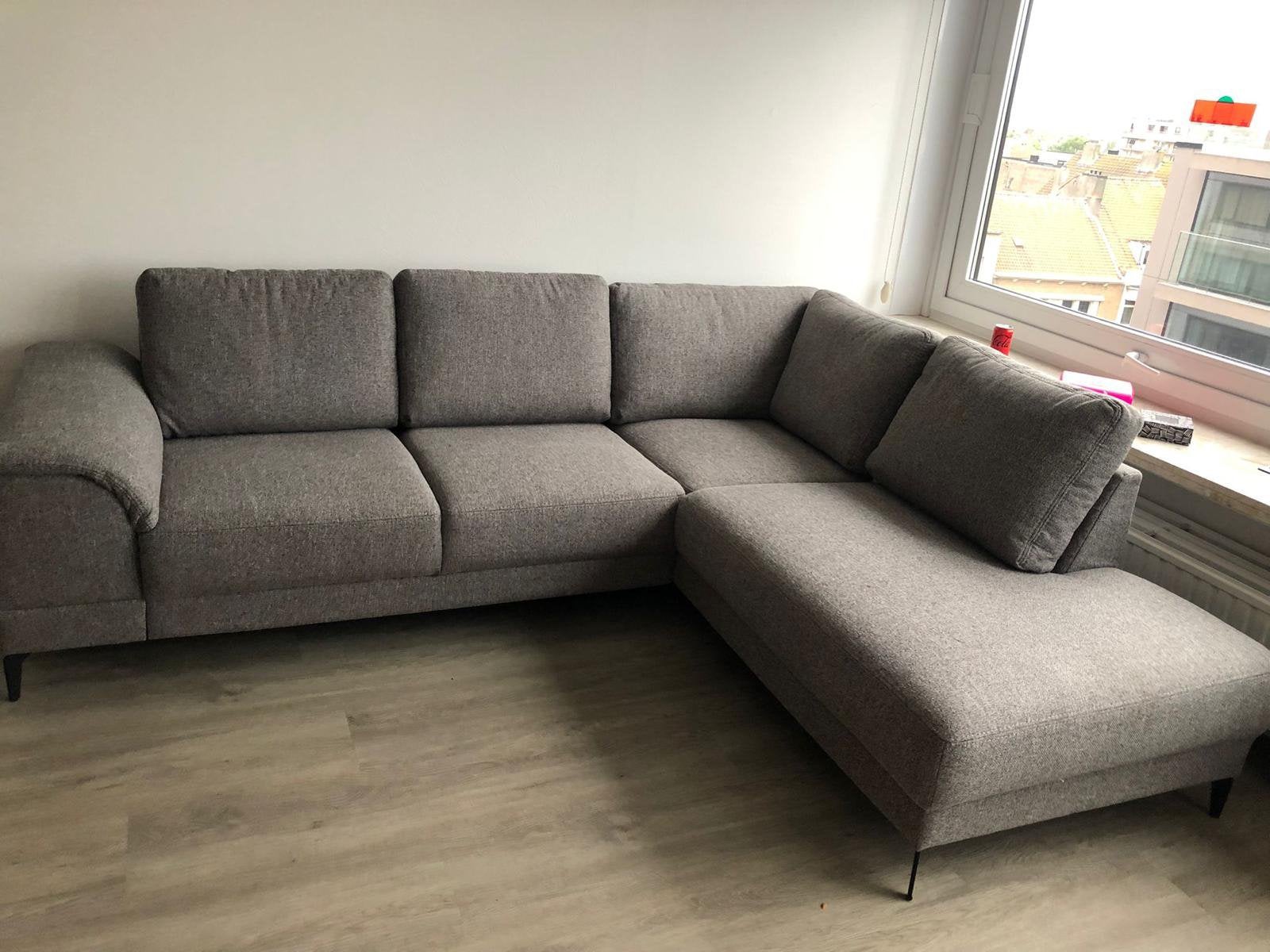 Moderne, lichtgrijze hoekzetel met chaise longue, Ophalen, Gebruikt