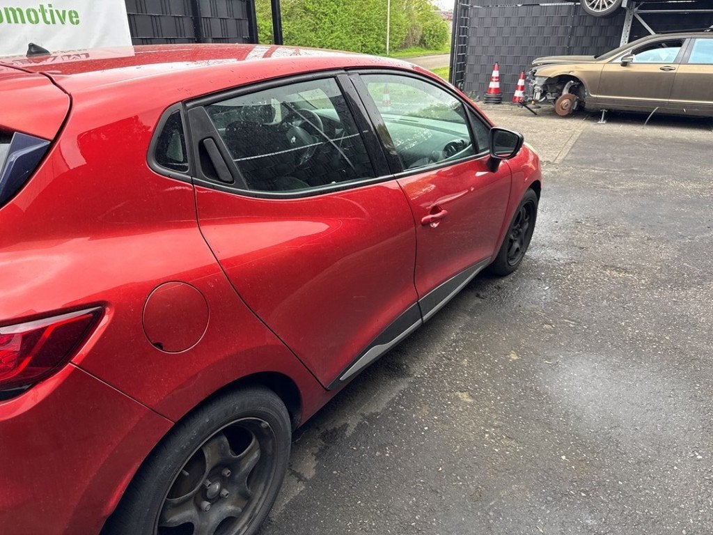 PORTE DROITE ARRIÈRE Renault Clio IV (5R) (|821008626R|), Renault, Utilisé, Peter-Huppertz-Straße 5
51063  Köln, DE, Porte