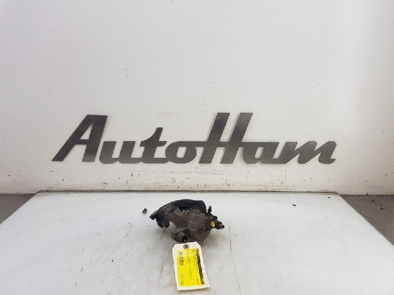 ETRIER DE FREIN AVANT DROIT Dacia (|410014752R|410011040R|), Utilisé, Dacia