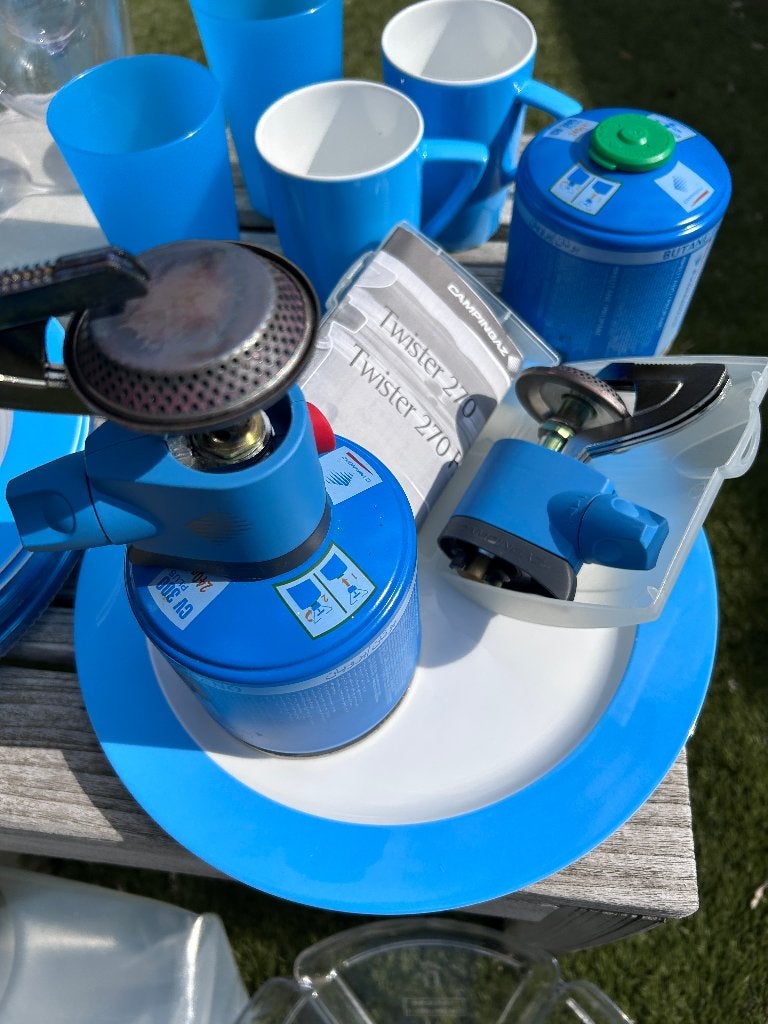 Complete Camping Starterset – Campingaz + Servies + Waterzak, Ophalen, Zo goed als nieuw, X, X