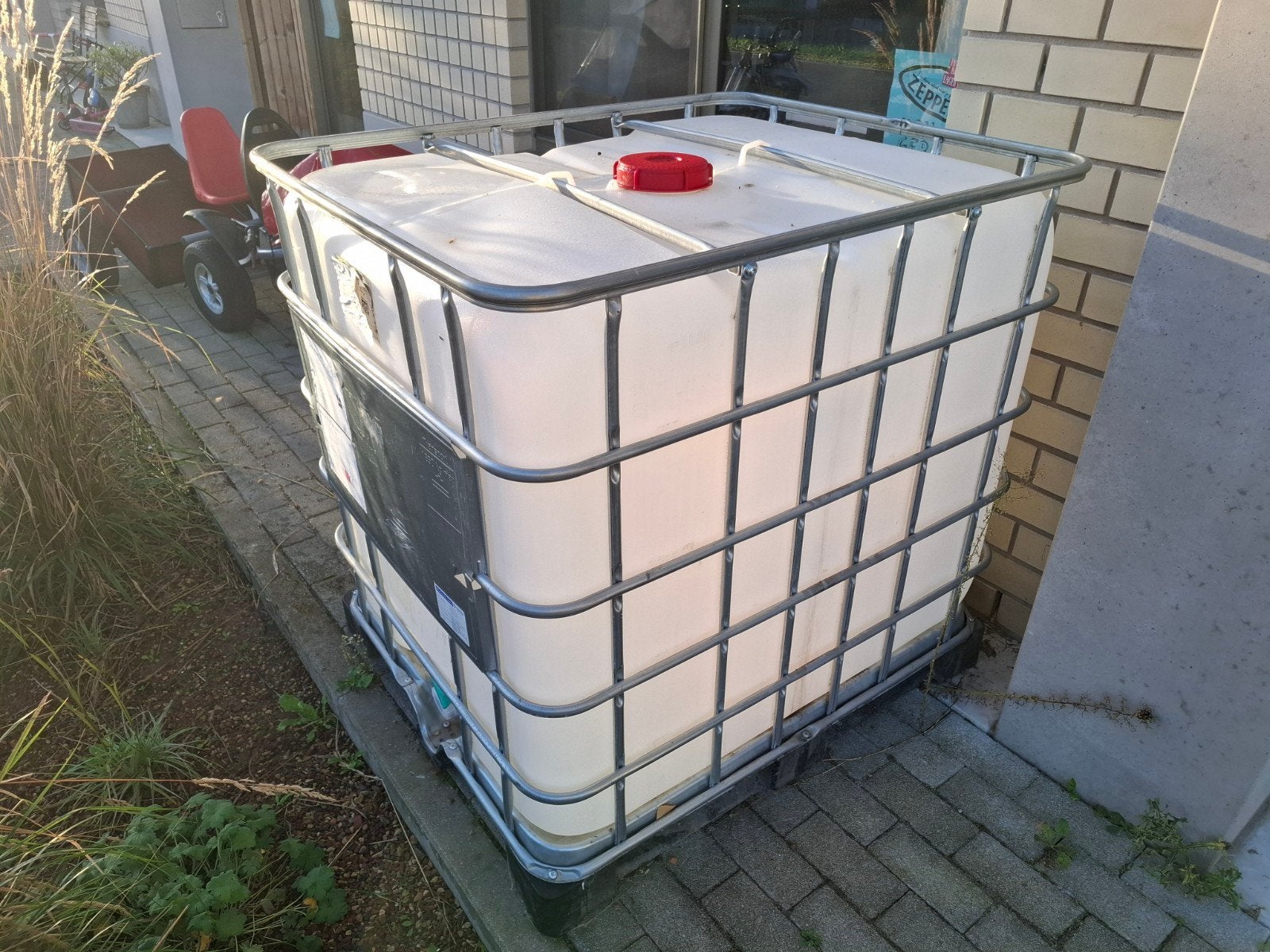 ibc container 1000L, Jardin & Terrasse, 150 litres ou plus, Comme neuf, Enlèvement, Avec robinet