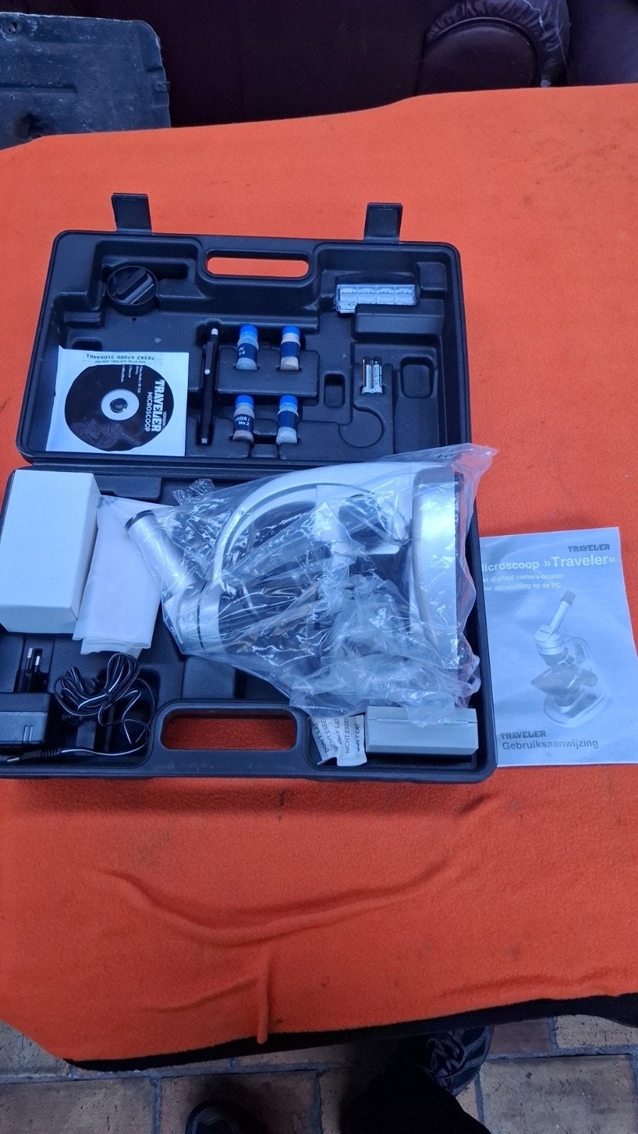 Microscope mag goedkoop weg gloednieuw, Enlèvement