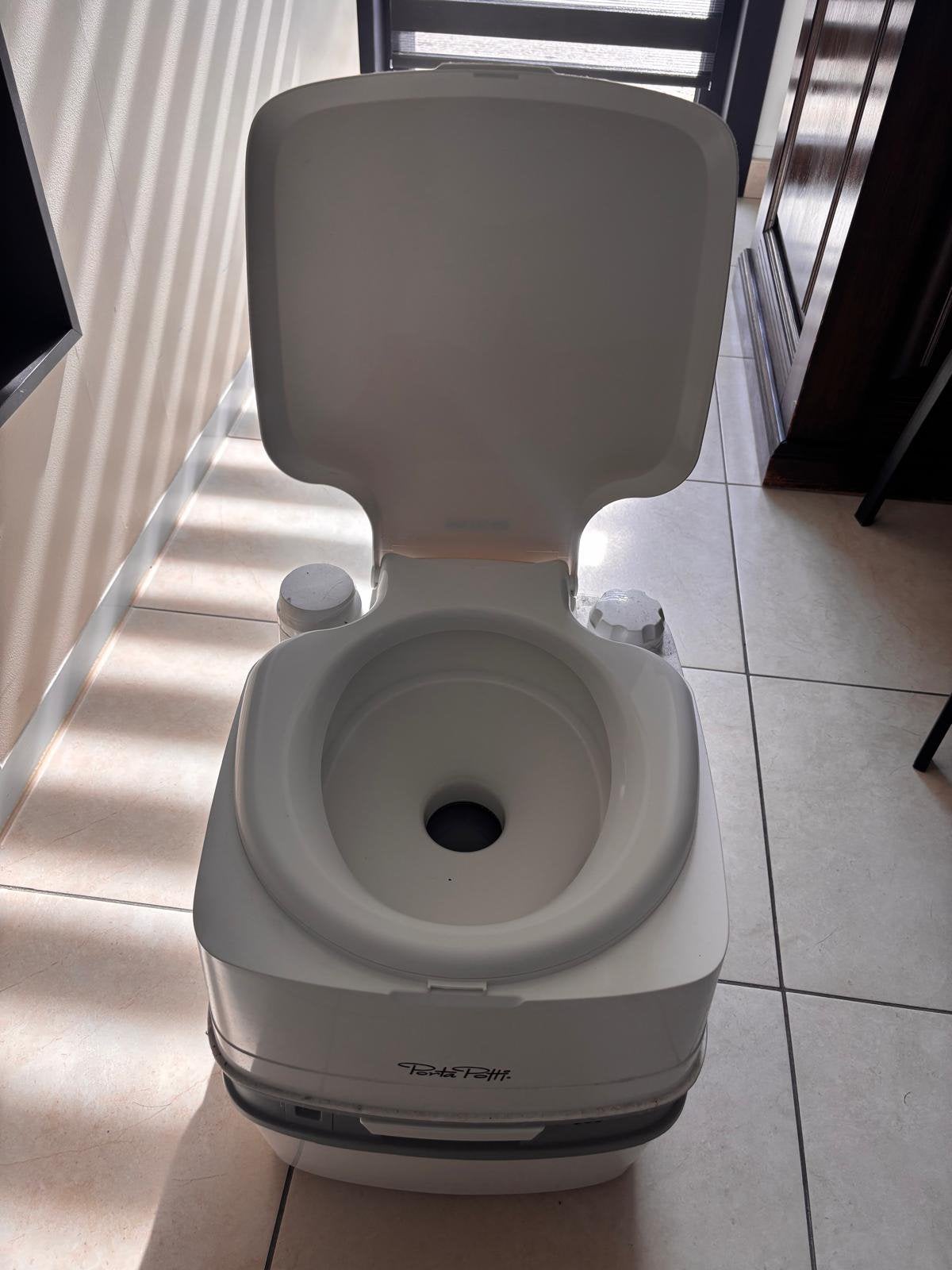 Thetford Porta Potti 365 draagbaar chemisch toilet., Caravans en Kamperen, Kampeeraccessoires, Ophalen, Zo goed als nieuw