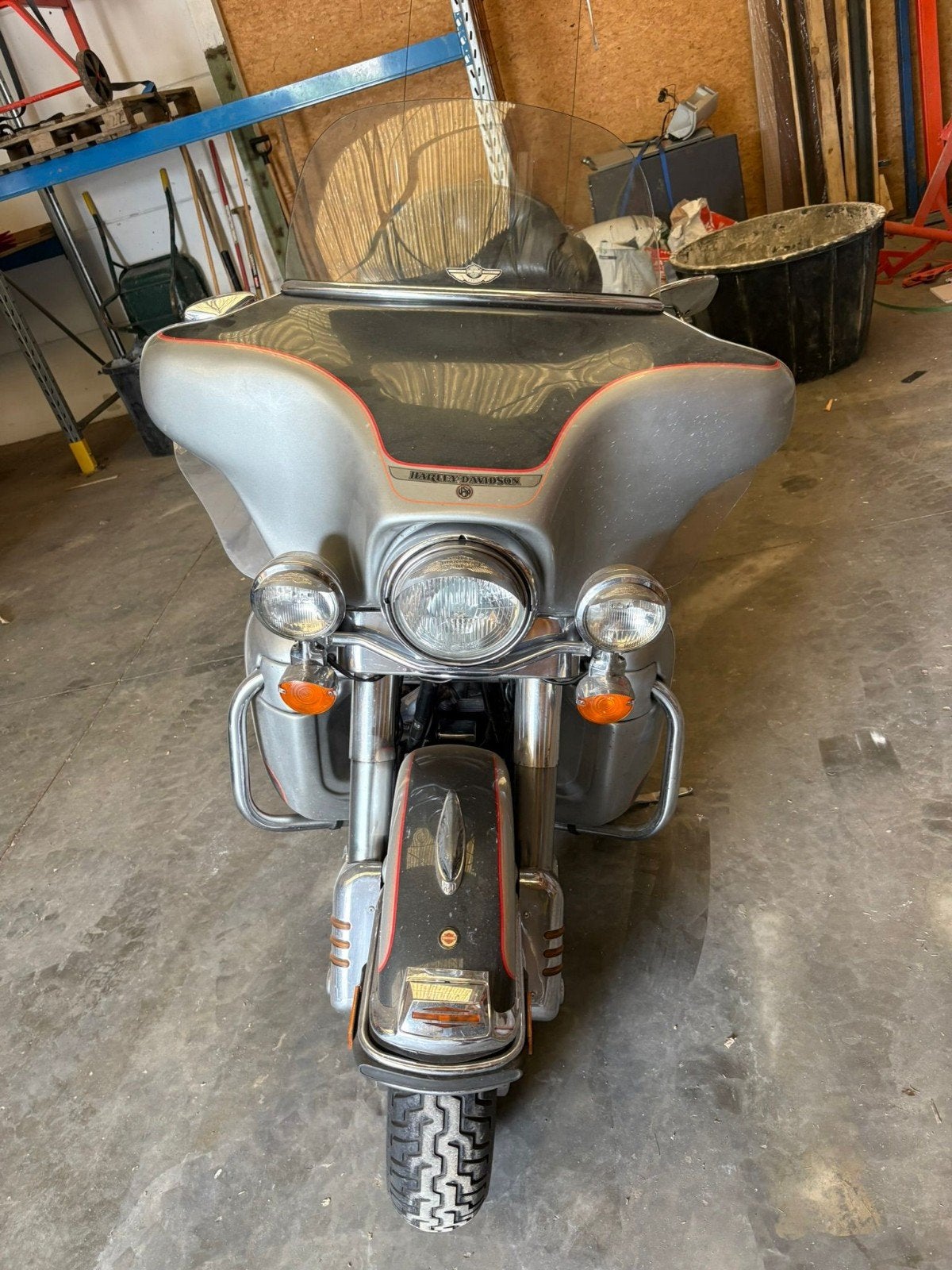 Harley Davidson, Ophalen