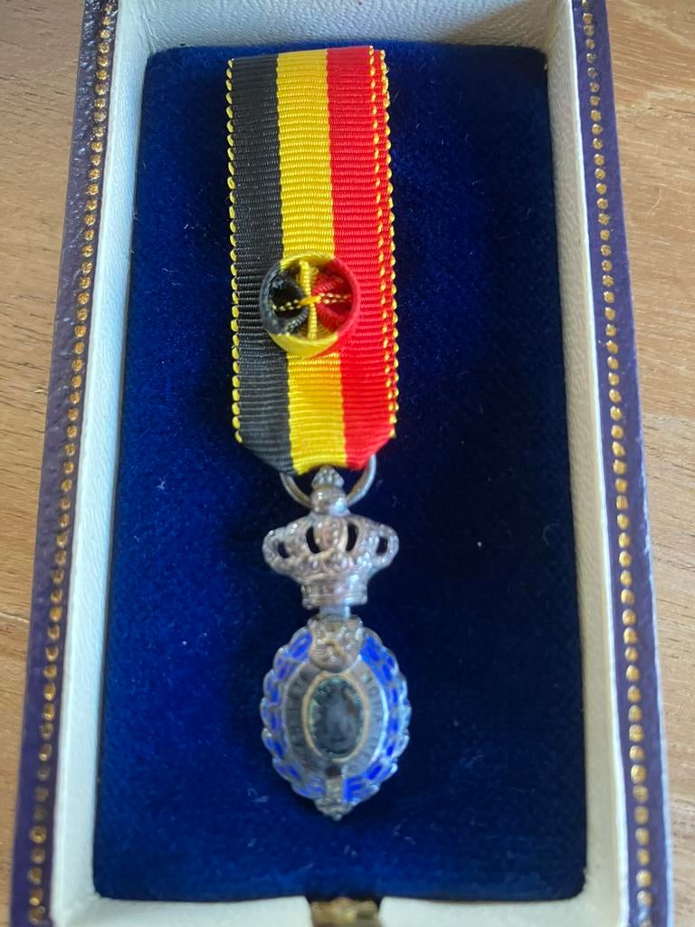 Medaille Belgisch ereteken Arbeid, Verzamelen, Ophalen of Verzenden