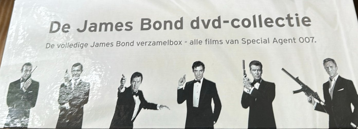 DVD set James Bond collection, Ophalen, Zo goed als nieuw