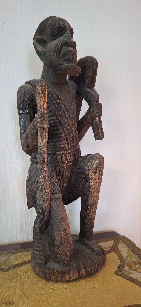 Beeld Congo Africa, Antiek en Kunst, Kunst | Beelden en Houtsnijwerken, Ophalen, Handgemaakt, Beeld, Hout