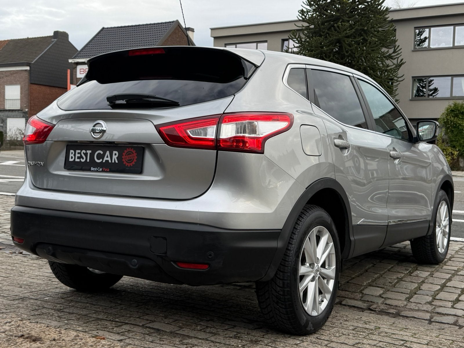 Nissan Qashqai 1.6dCi * AutoMaat, Auto's, Automaat, Euro 5, Stof, 4 cilinders