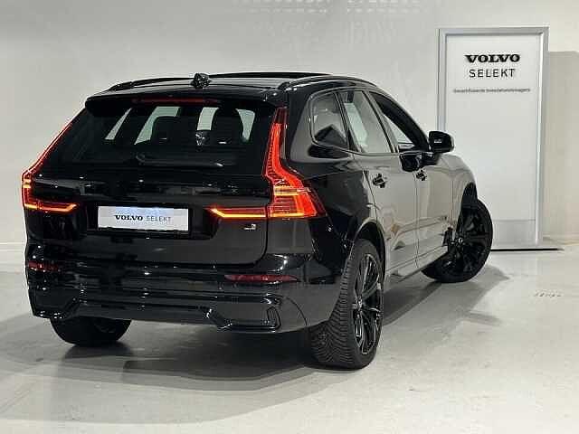 Volvo XC60 T6 Recharge Black Edition Plus, Automaat, Euro 6, Zwart, https://public.car-pass.be/vhr/5d3eb95e-7520-497c-8d1c-18db8d8a8b33
