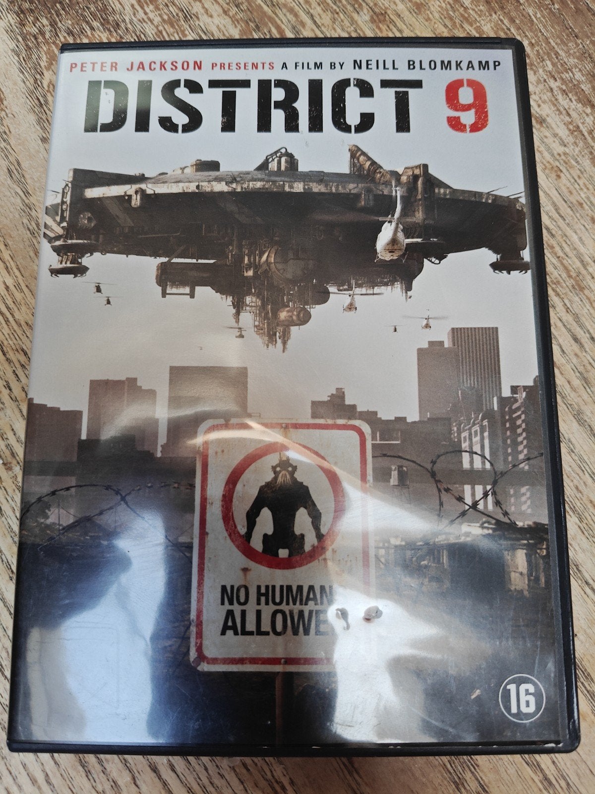 DISTRICT 9, Cd's en Dvd's, Dvd's | Horror, Ophalen, Engels, Vanaf 16 jaar, Nederlands