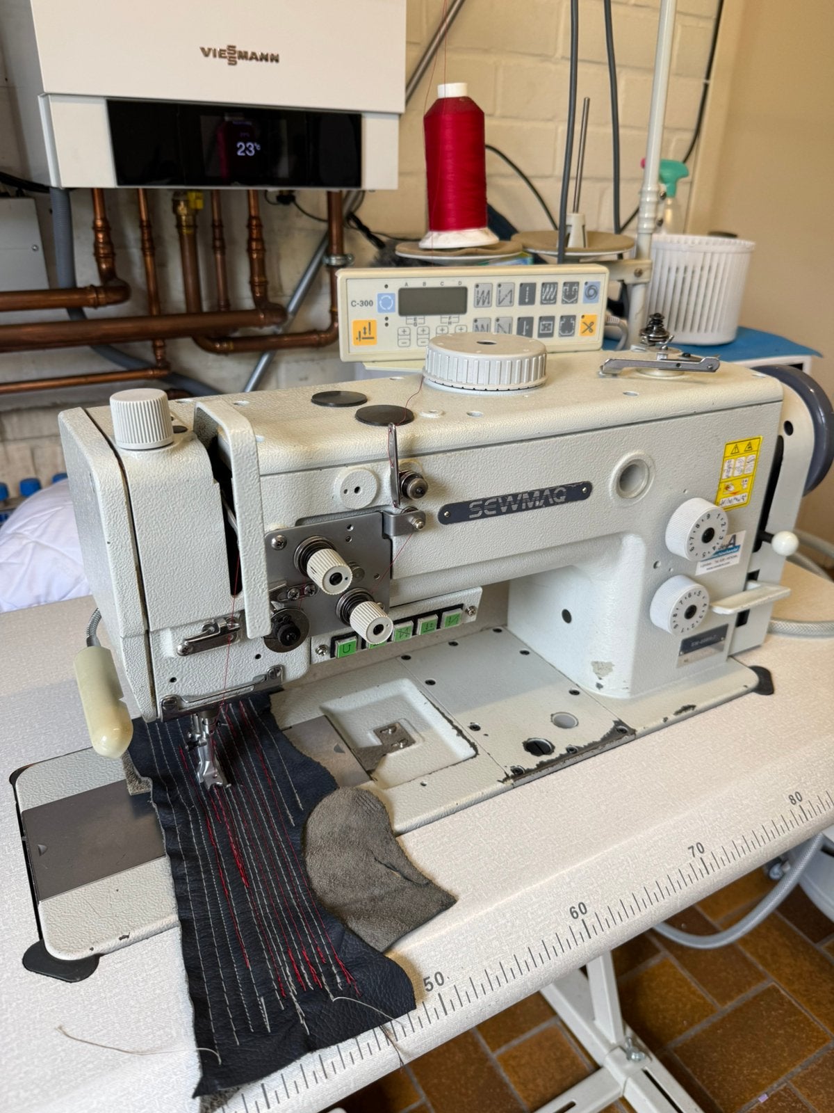 Machine cuir triple entrainement  automatique Sewmaq, Enlèvement, Comme neuf
