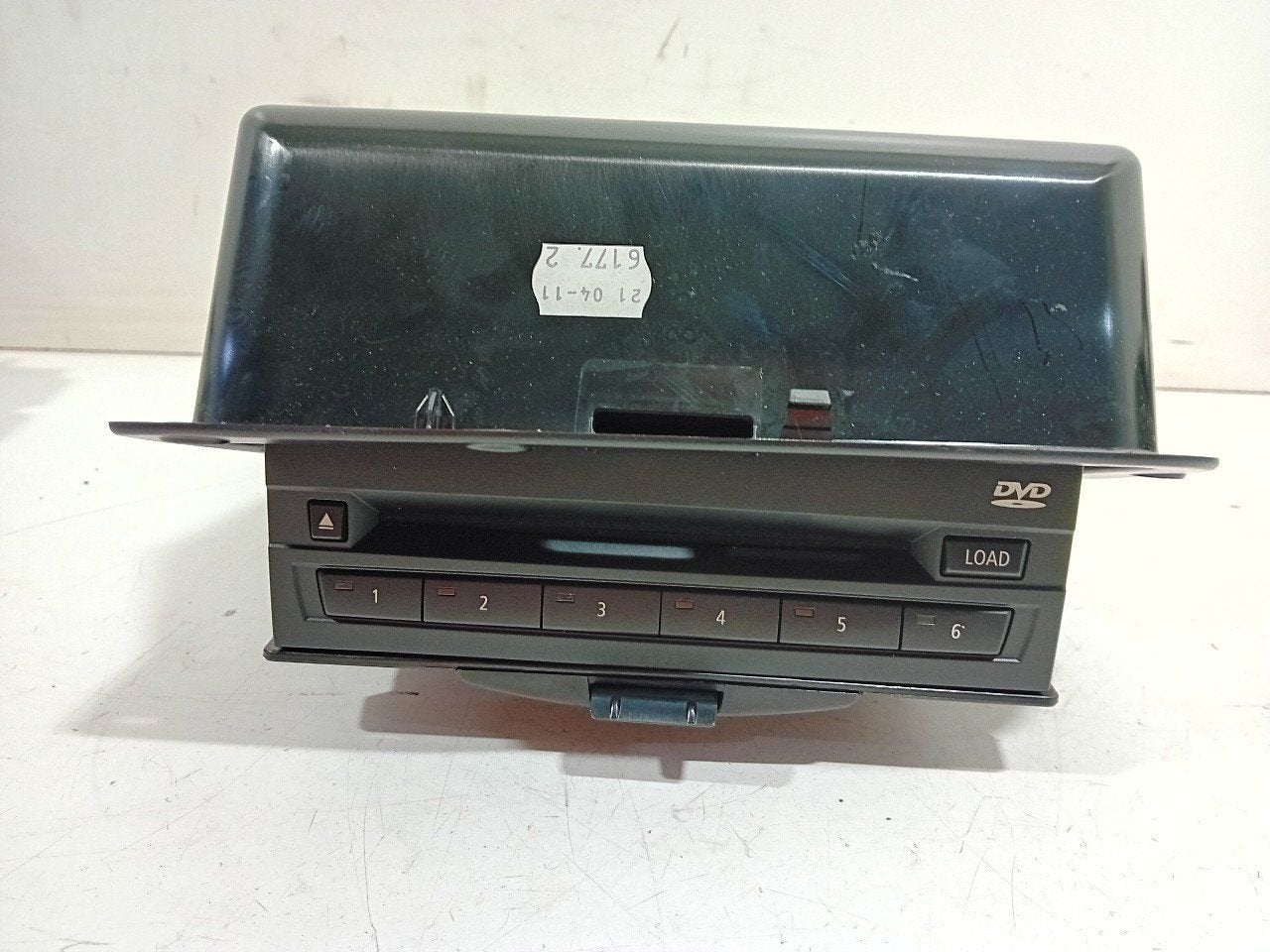 Cd wisselaar BMW 5 serie, Enlèvement ou Envoi, Van der Ven Autorecycling B.V., Onderdelen@venauto.nl, Ettenseweg 76, 4706 PB Roosendaal, The Netherlands