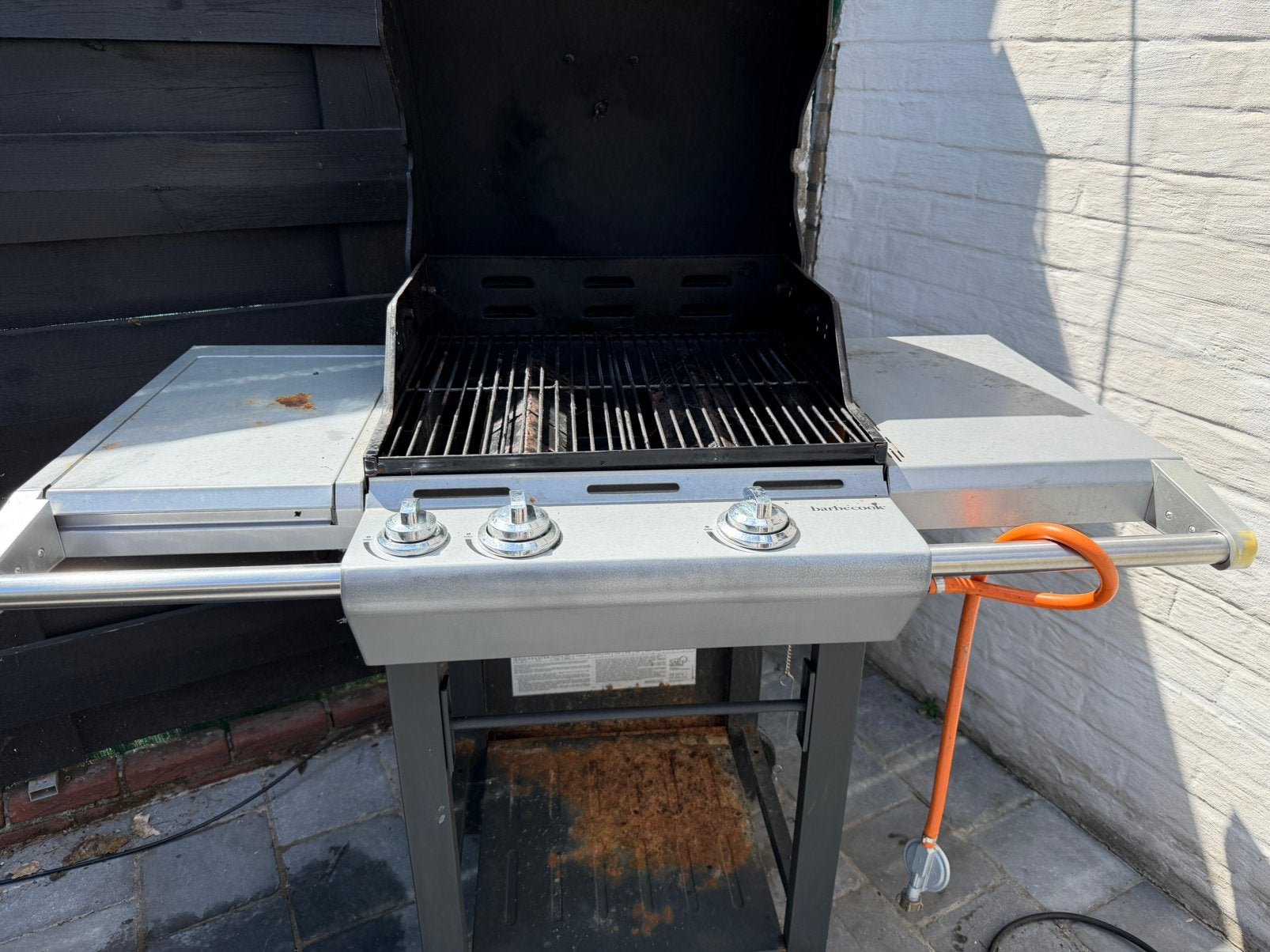 Gratis op te halen: Gas barbecue, Tuin en Terras, Ophalen, Zo goed als nieuw