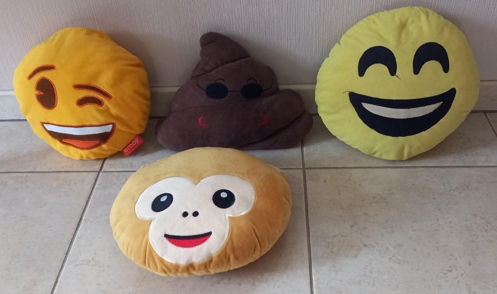 Knuffel emoji Smiley 4stuks, Kinderen en Baby's, Ophalen of Verzenden, Zo goed als nieuw