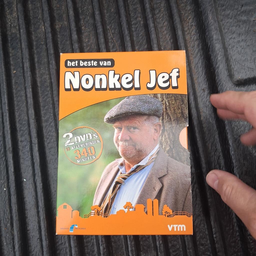 Dvd box nonkel jef, Cd's en Dvd's, Ophalen