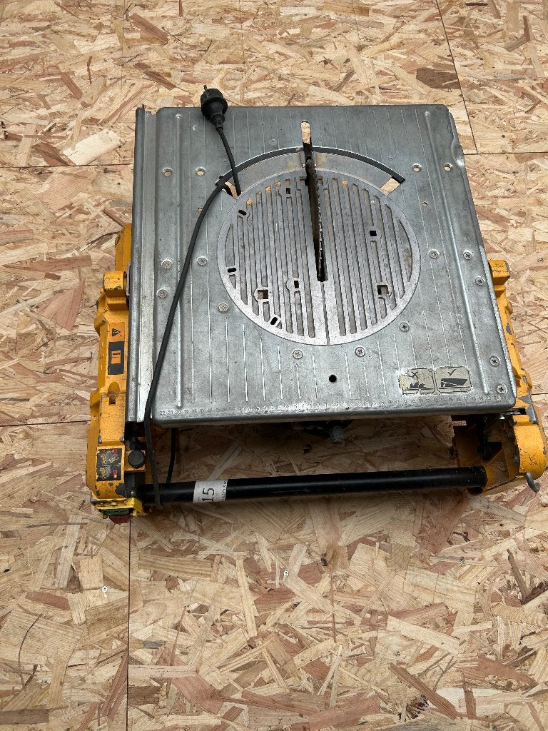 Tafelzaag DeWalt DW743 Flipper, Bricolage & Construction, Outillage | Scies mécaniques, DeWalt, 1200 watts ou plus, 30 à 70 mm