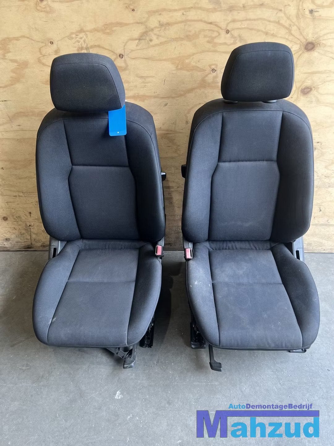MERCEDES C KLASSE W204 compleet interieur 2007-2014, Auto-onderdelen, Gebruikt, Mercedes-Benz AG, Mercedes-Benz, Mercedesstrasse 120
70372  Stuttgart, DE