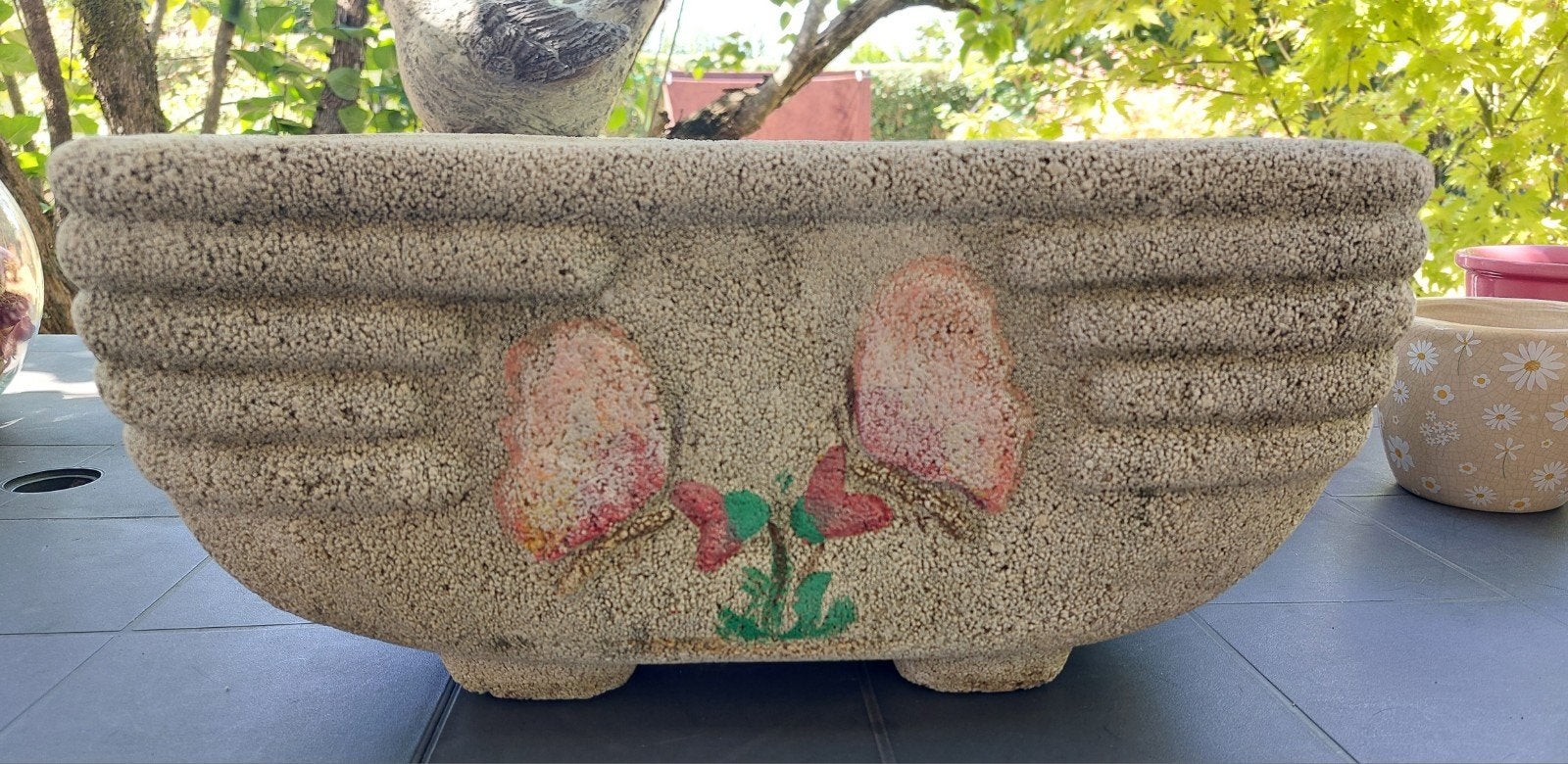 Jardinière en béton, décor papillon, Jardin & Terrasse, Moins de 30 cm, Béton, Enlèvement, Utilisé