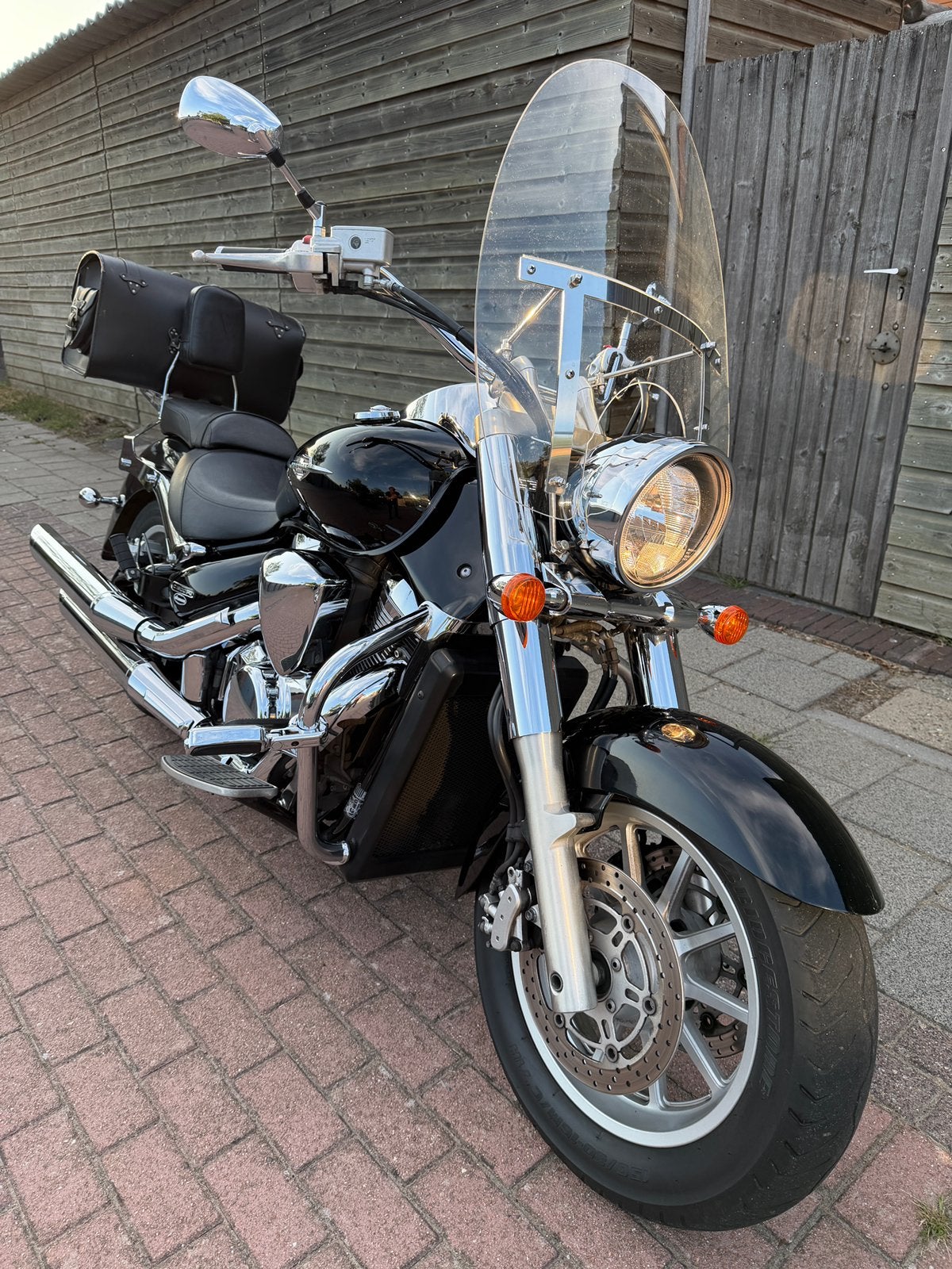 SUZUKI INTRUDER 1800 EN PARFAIT ÉTAT ! ! !, Motos, Occasion, Plus de 35 kW, Chopper, 2 cylindres