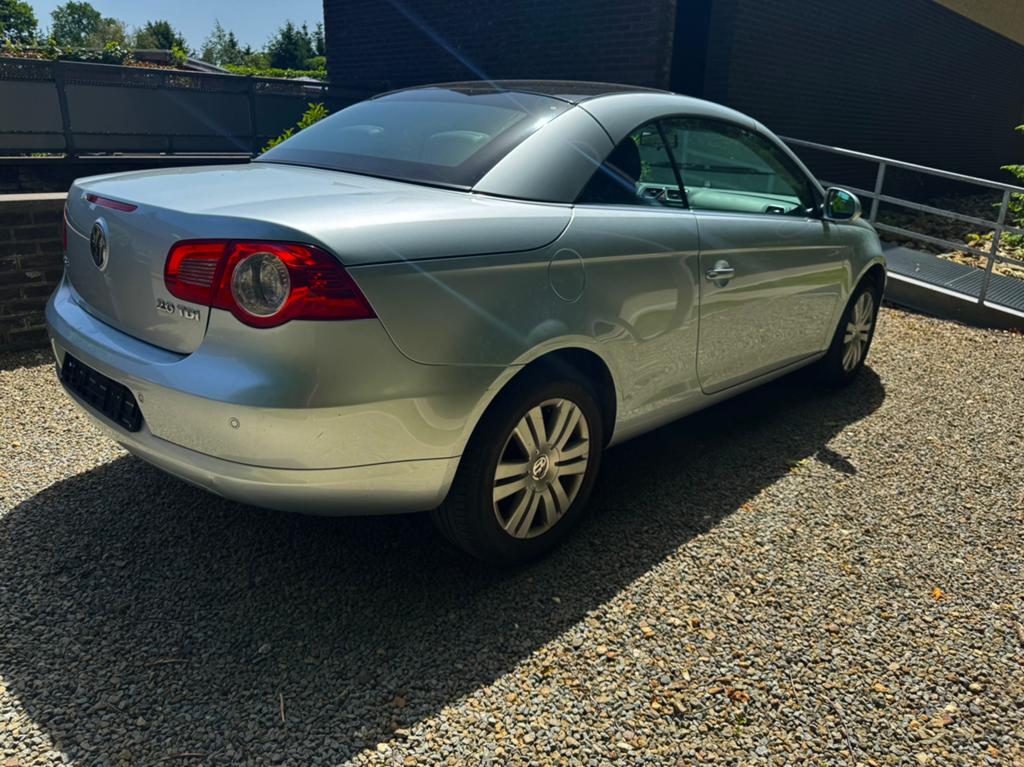 Vw Eos cabrio automaat, Autos, Volkswagen, Cuir, Argent ou Gris, Achat, Entreprise
