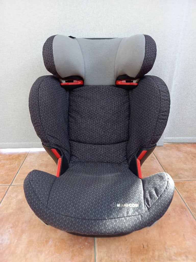 Maxi Cosi autostoelen, Ophalen, 15 t/m 36 kg, Verstelbare rugleuning, Zo goed als nieuw