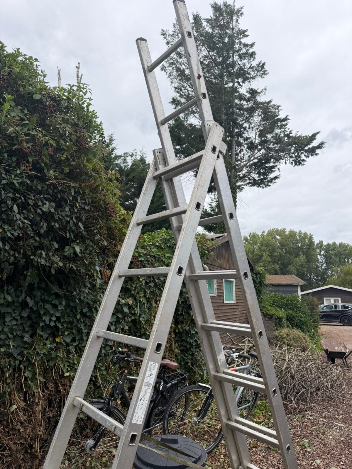 Uitschuifbare ladder, Doe-het-zelf en Bouw, Ophalen, Zo goed als nieuw, Ladder