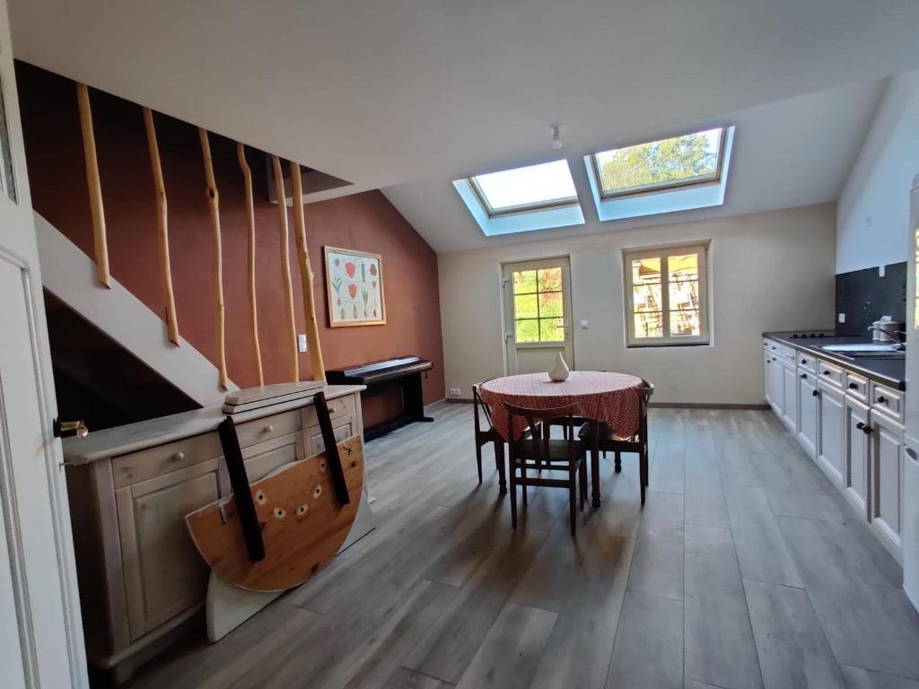 Appartement à louer, 50 m² ou plus, Province de Luxembourg