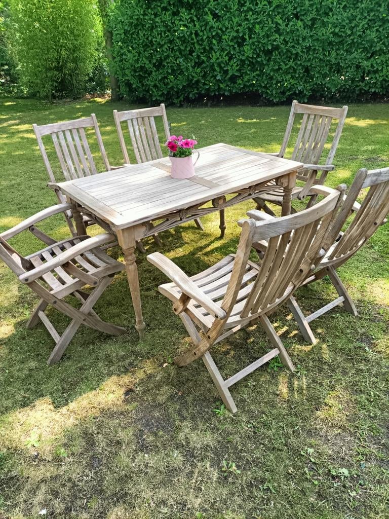 Mooi tuin Stet tafel en zes stoelen,, Tuin en Terras, Tuinmeubel-accessoires, Ophalen, Zo goed als nieuw