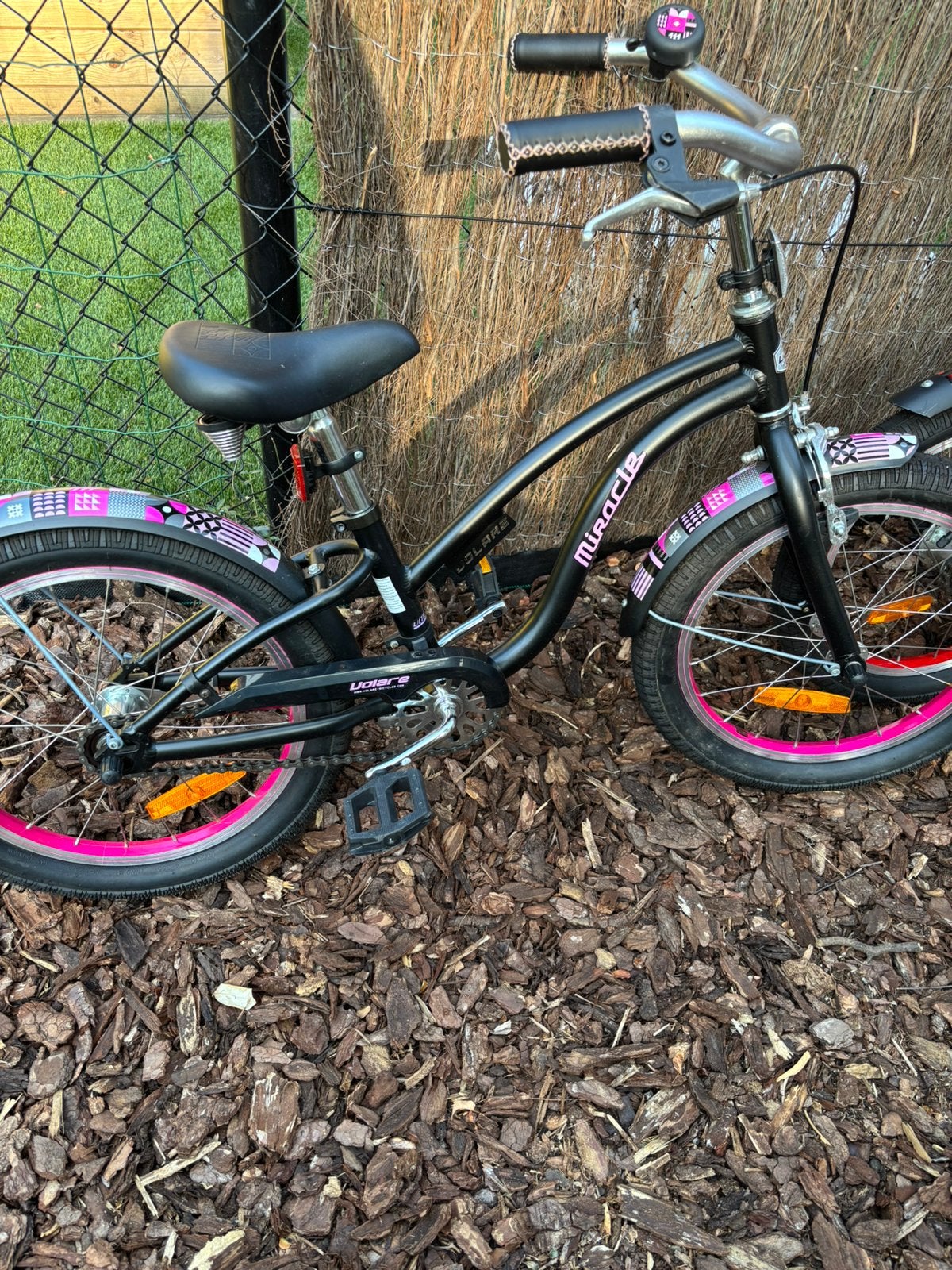 Kinderfiets 18 inch Volare Miracle zwart/roze, Ophalen, Zo goed als nieuw, 16 tot 20 inch
