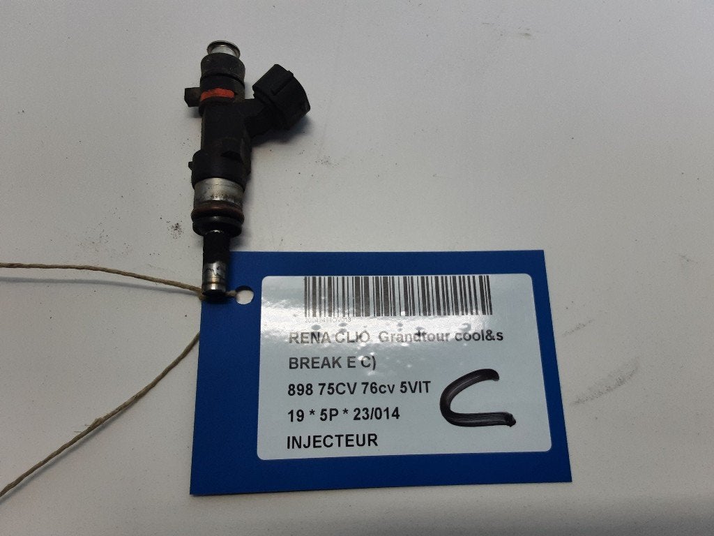 INJECTOR BRANDSTOF Renault Clio IV Estate / Grandtour (7R), Gebruikt, Renault, Mevr. I. Hauben, Rue de l'Espoir 34 34
4030  GRIVEGNÉE, BE