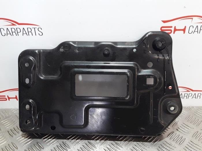 Boîtier de batterie d'un Mercedes B-Klasse, Autos : Pièces & Accessoires, 3 mois de garantie, Utilisé, -, -