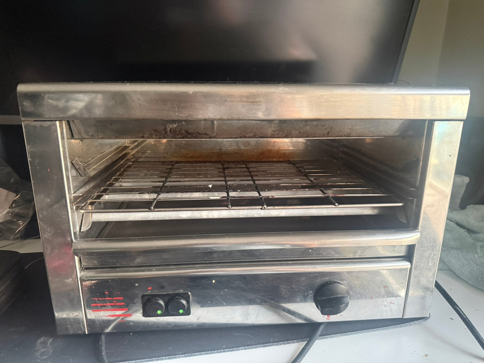 Salmander, Ophalen