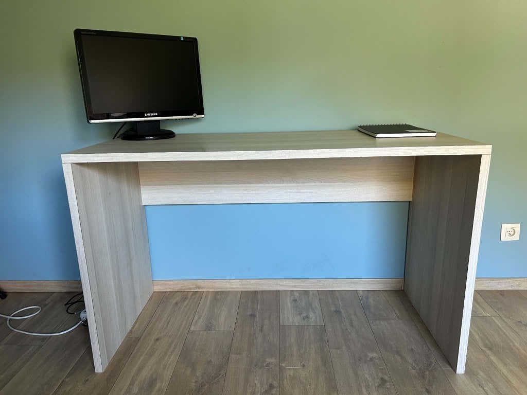 Bureau uit hout, Huis en Inrichting, Ophalen, Gebruikt, Hout