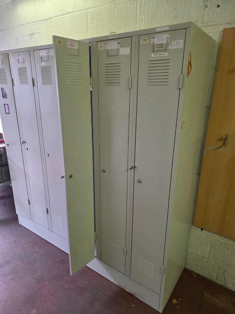 Armoires métallique industrielle 3 portes, Enlèvement