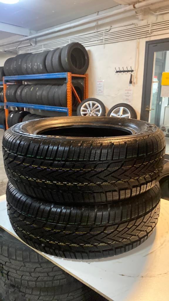 215/60/16-99h merk semperit zomer per stuk 60 eur, Ophalen
