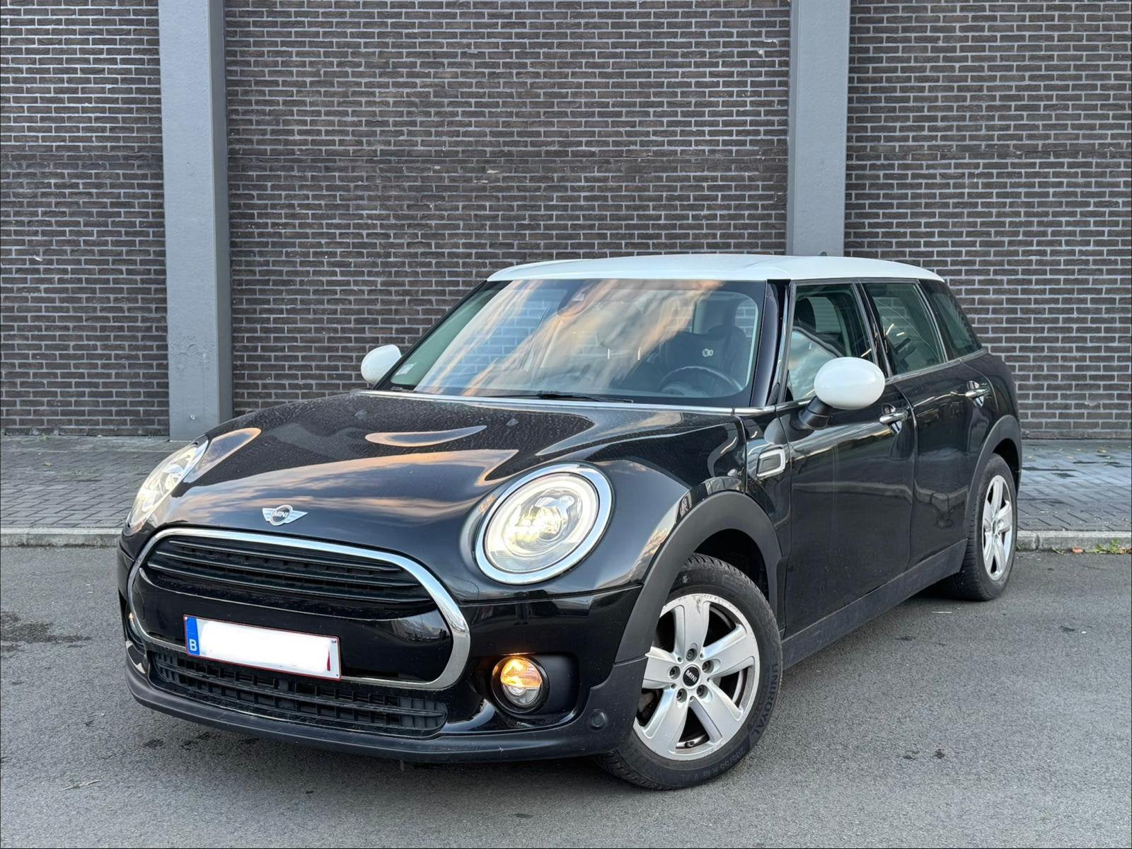 MINI CLUBMAN 2.0D, Autos, Achat, 6 portes, Noir, Particulier
