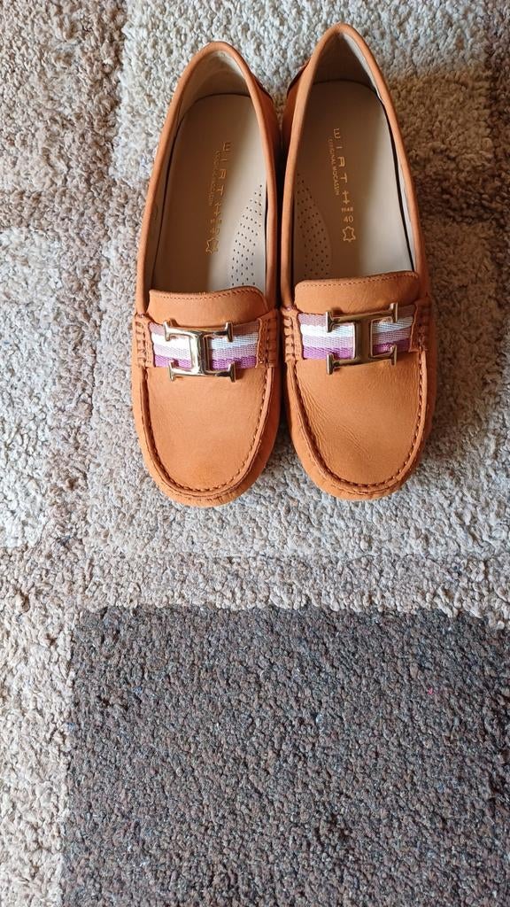 Mocassins Wirth taille 40. Jaune ocre. Tout neuf, Enlèvement, Jaune