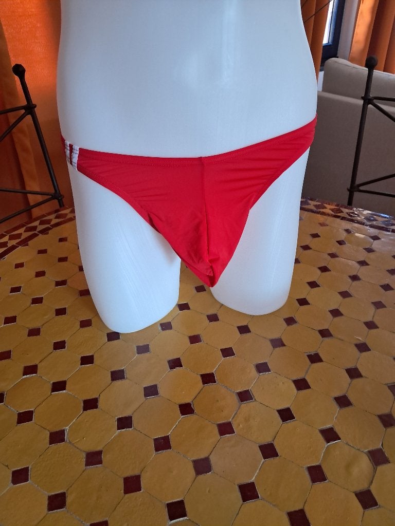 Superbe String Rouge pour Homme Sexy Taille L, Enlèvement, Rouge