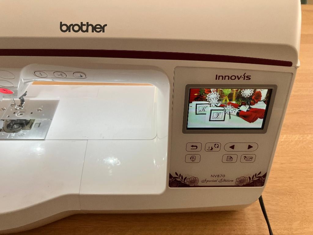 Borduurmachine Brother Innovis NV 870 Special Edition, Hobby en Vrije tijd, Ophalen, Zo goed als nieuw, Machineborduren, Borduurmachine