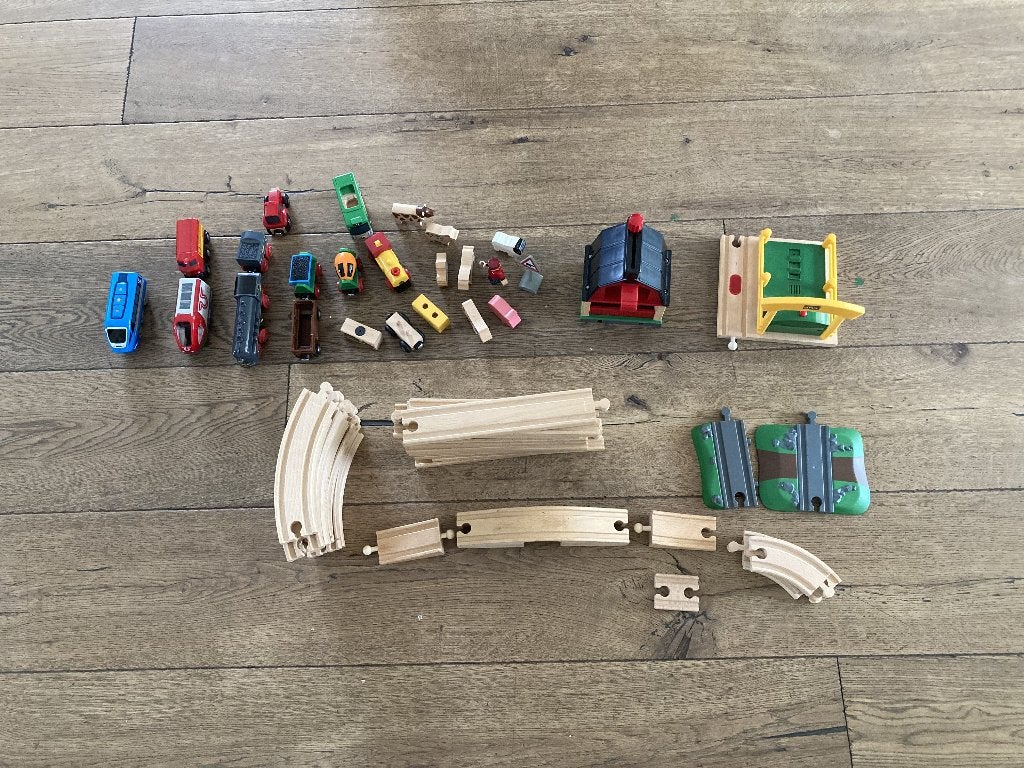 Circuit Brio, Kinderen en Baby's, Speelgoed | Racebanen, Overige merken, Racebaan, Zelf te bouwen, Ophalen of Verzenden