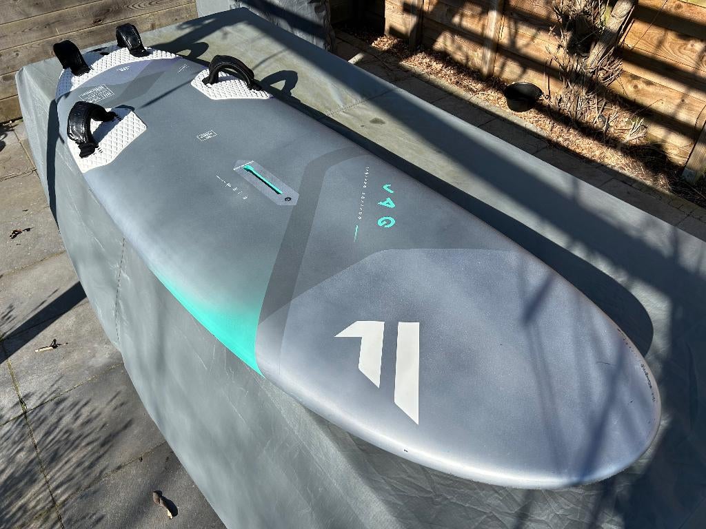 Planche à voile Fanatic JAG 108 litres, Sports nautiques & Bateaux, Planche à voile, Planche, Moins de 250 cm, Enlèvement, Utilisé