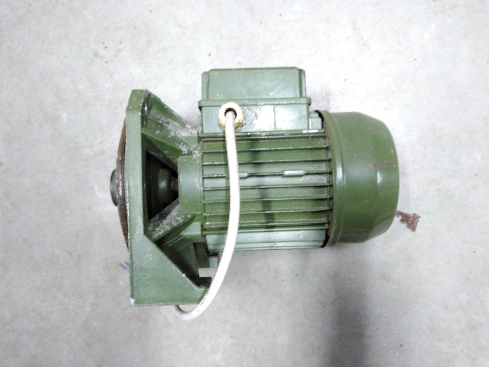 Electromotor 230V, Doe-het-zelf en Bouw, Motoren, Ophalen, Zo goed als nieuw, Elektromotor, 1800 rpm of meer