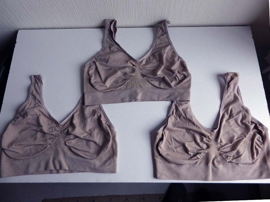 Set (3x) van Comfortabele Naadloze Sport-BH’s., Kleding | Dames, Ondergoed en Lingerie, Ophalen, Beige, BH